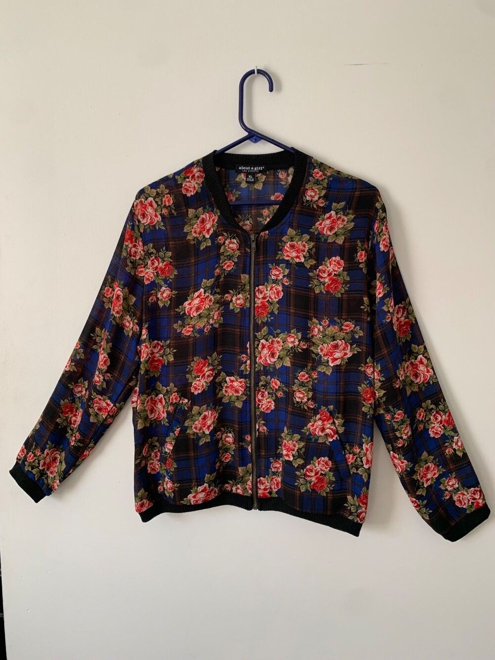 About A Girl Los Angeles Women XL Royal Blue Red Floral Thin Jacket